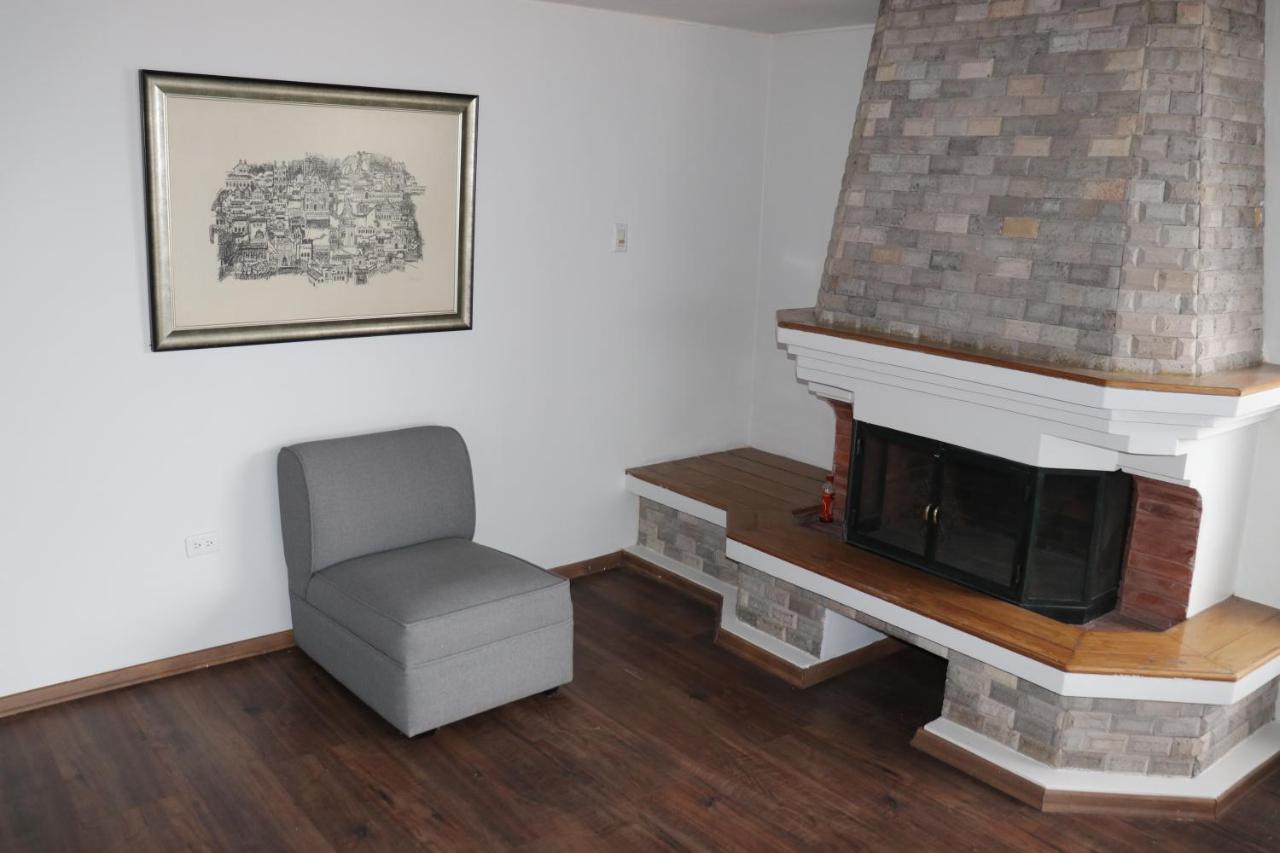 Hermosa Vista - A 10 Min Del Centro Historico X 6 Personas Appartement Quito Buitenkant foto